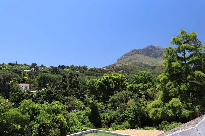 5 Bedroom Property for Sale in Helderberg Estate Western Cape